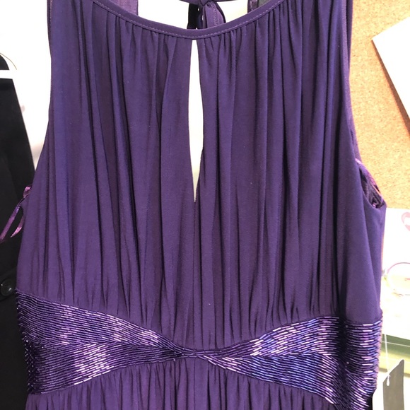 Evening dress - Picture 4 of 8